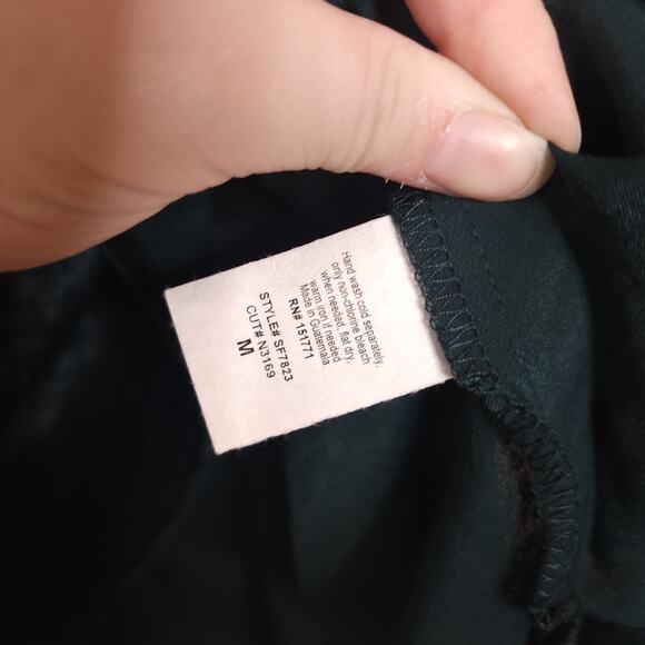 Six/Fifty Batwing Sleeve Empire Waist V-neck Blouse in Hunter Green Size M - Picture 9 of 10